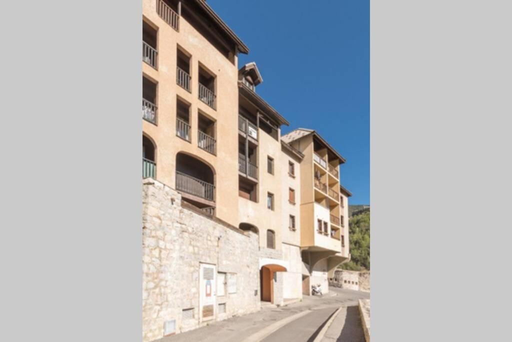 Studio Ideal 2 Personnes Et/Ou Avec 2 Enfants Бриансон Экстерьер фото